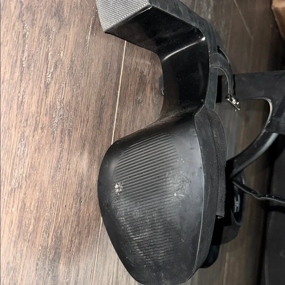 Steve Madden Black Suede Platform Slingback Sandals - Picture 3 of 4